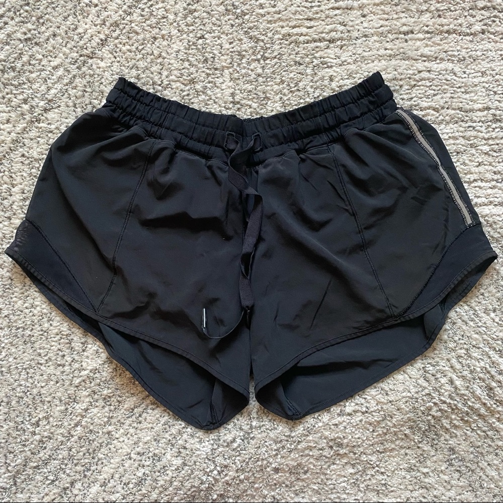 Lululemon Hotty hot shorts 6 black